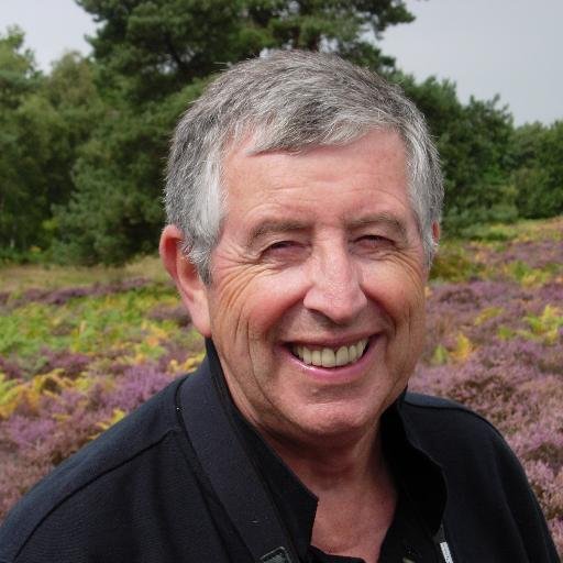 Ex. paint man,sales,marketing and technical.retired 2014.Loves family and friends first,Leyton Orient,UK,film,the Arts.Oz.