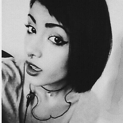 Insta:SAD.EY3S ♥ Don't like smiles and people. 1997, Brazil.    ☁