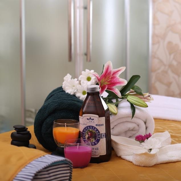 Our well-trained therapists offer different traditional relaxation and massage services which allow our customers to rejuvenate and unwind after long, hard hour