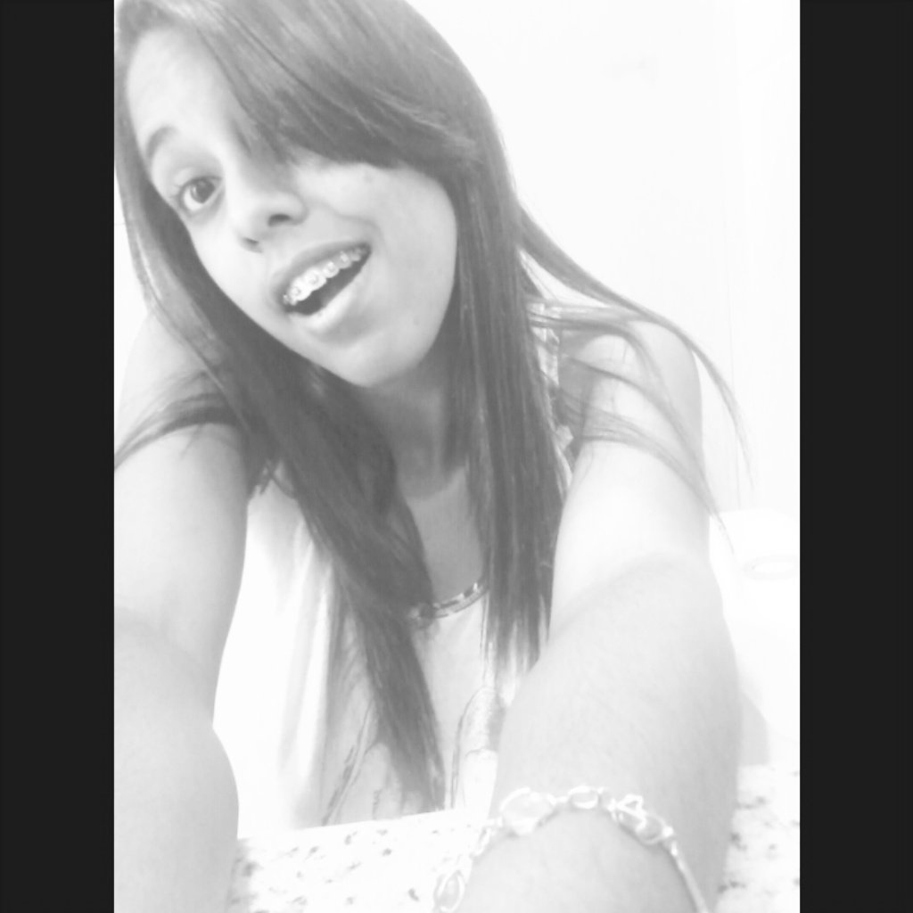 Eu não sou dona do mundo , mas tenho culpa pq sou filha do dono.  (88'