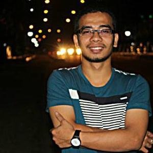 Sebab jantungku adalah waktu,setiap detaknya terhitung mundur,menjemput batas umur