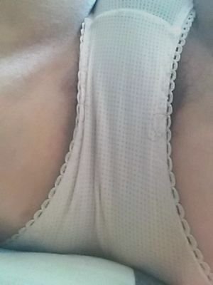 안녕 19살 여고생이여요 아다고 잘놀아드려요 ㅋㅋㅋ