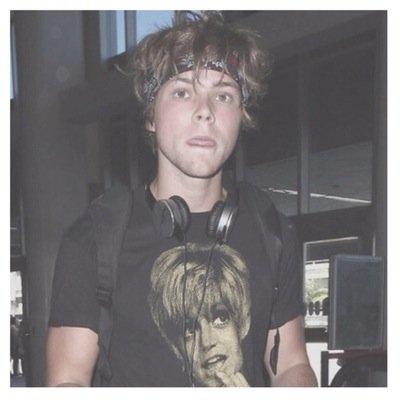 ⠀⠀⠀⠀⠀⠀⠀⠀⠀⠀⠀⠀⠀all i want to do, ⠀⠀⠀⠀⠀⠀⠀⠀⠀⠀⠀⠀⠀it's be more like me ⠀⠀⠀⠀⠀⠀⠀⠀⠀⠀⠀⠀⠀and be less like you. ⠀⠀⠀⠀⠀⠀⠀⠀⠀⠀⠀⠀⠀⠀ -linkin park.
