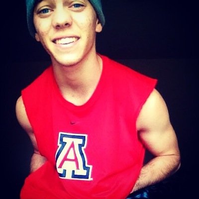 TJW520's profile picture. Theoretical Physicist