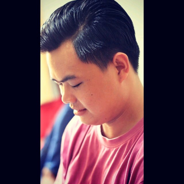 Eko santoso (apek) batam.
ig:ekosantoso1
line :apekeko
pin: 59981DC9