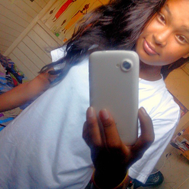 Follow &' je fais de même ' ::)