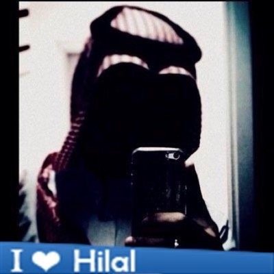 سوف ياتي يوم لااكون معكم ' وسوف تدخلون لتقراو ماكتبت فأن وجدتم ما يؤجرني انشروهه وان وجدتم مايوثمني فاتركوه.! استغفرالله واتوب اليه ..،)