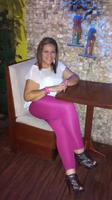 Abogada Trabajadora Luchadora y amante de la paz , agradecida con Dios y mi virgen del valle  por sus bendiciones .Enamorada de mi Familia mi mayor tesoro