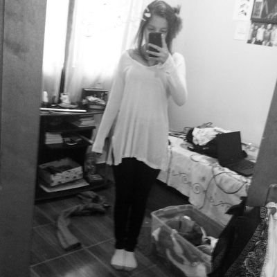 niambiscate's profile picture. We have only one life, so take your dreams and live ...