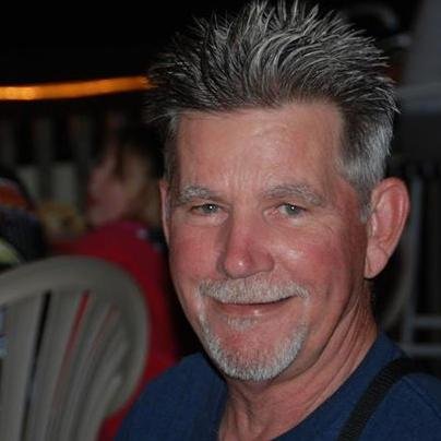 Navy Vet ⚓, Sailor ⛵️, Aviator 🛩 , Golfer ⛳️, Fisherman 🛥 , 
Green Energy Consultant 🌎LEED. *Professional Cat-Sitter 😽. 
5 Daughters 😇