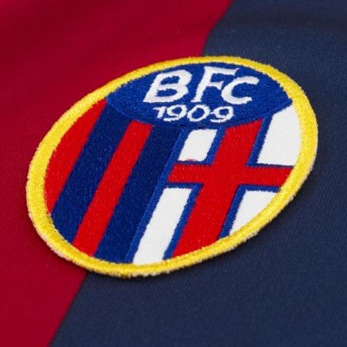 SimoneVenturi73's profile picture. Svegliarsi pieni di energia accade solo ai telefoni!