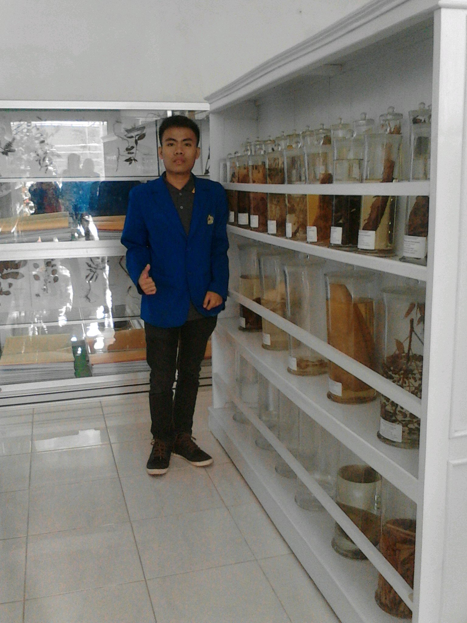 Adrian Koswara, http://t.co/gbC8poaZnB.Apt