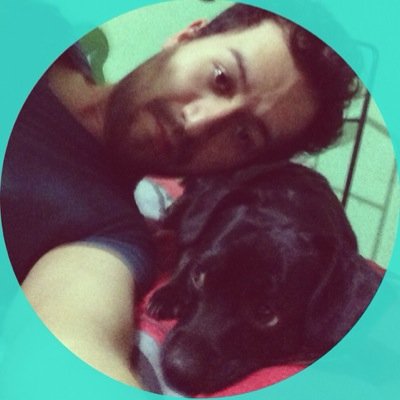 Licrnciado en derecho por la UNAM. Drámatico, bipolar y talentoso.