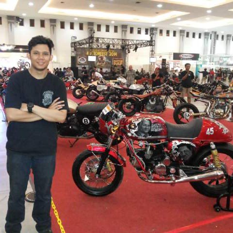 tariqaziz_15's profile picture. Transisi Paradigma││custom culture motorcycle indonesian And Alloh SWT it's my rule