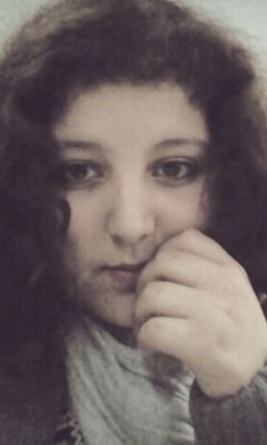 I love my curly hair xD