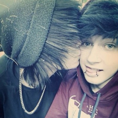 CodestarCody's profile picture. my names cody. im gay. im not ashamed i be single