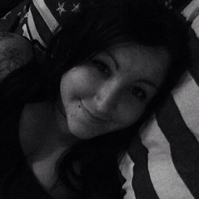 just an ordianry girl from England supporting my fav band @hellocleve who are amazing