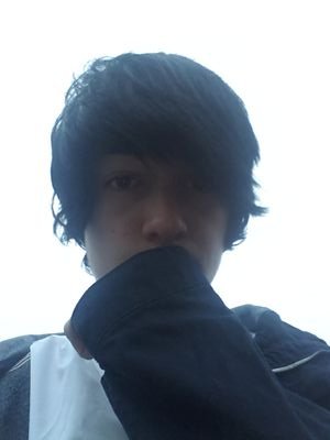 EmoOfSurburbia's profile picture. Pierce The Veil are life!