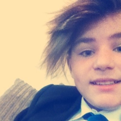 Add my snap chat: calum-brown13
follow me and ill follow back