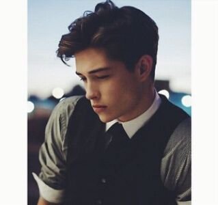 20 || gay || single || dashton