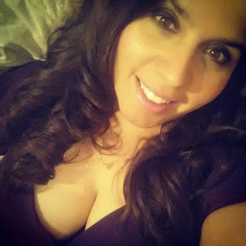 Motivated by the fear of being average...♥