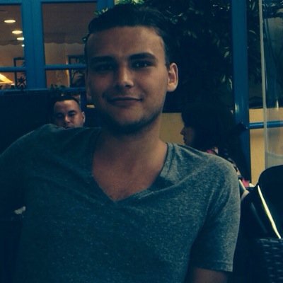 maximilianomax1's profile picture. 