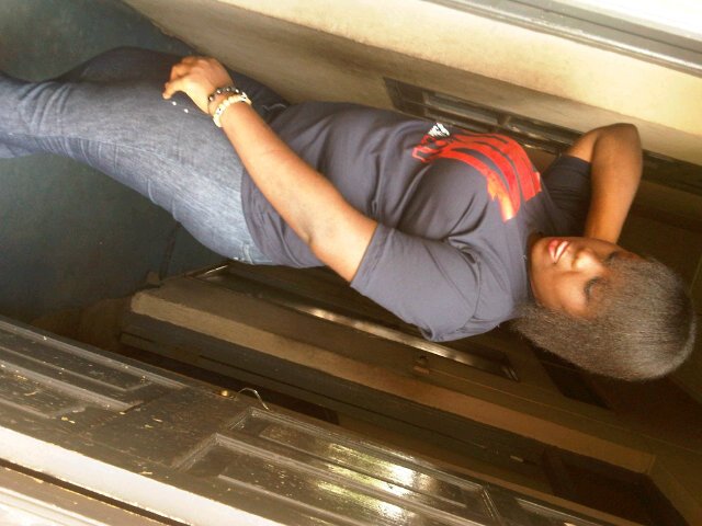 Am enthusiastic,idealistic nd creative.I do things my own way nd I nvr fall for critics.I love meeting new friends.             Tweet Simee Makeovers