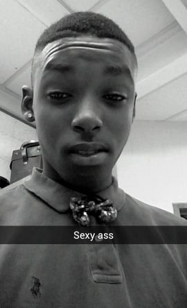 I like to Hoop and Have fun follow my sister @vanisha_sierra