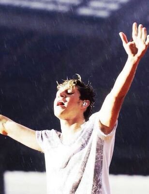 DÊEM RT. FAÇAM MULTIRÕES E CORRENTES. TUDO QUE POSTAREM USEM A TAG! VOTEM #EMABiggestFans1D
