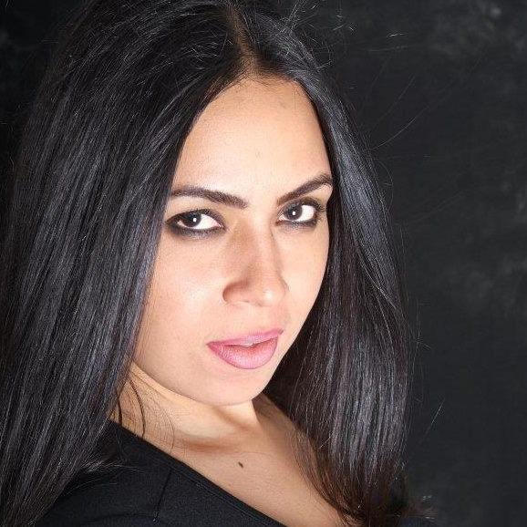 FIU Alumna, B.S in Communication, Bilingual Communicator- Telemundo Network|Technical Production Team.