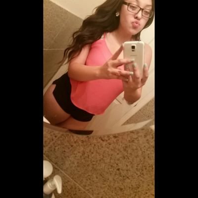 Instagram : nicholeeee_