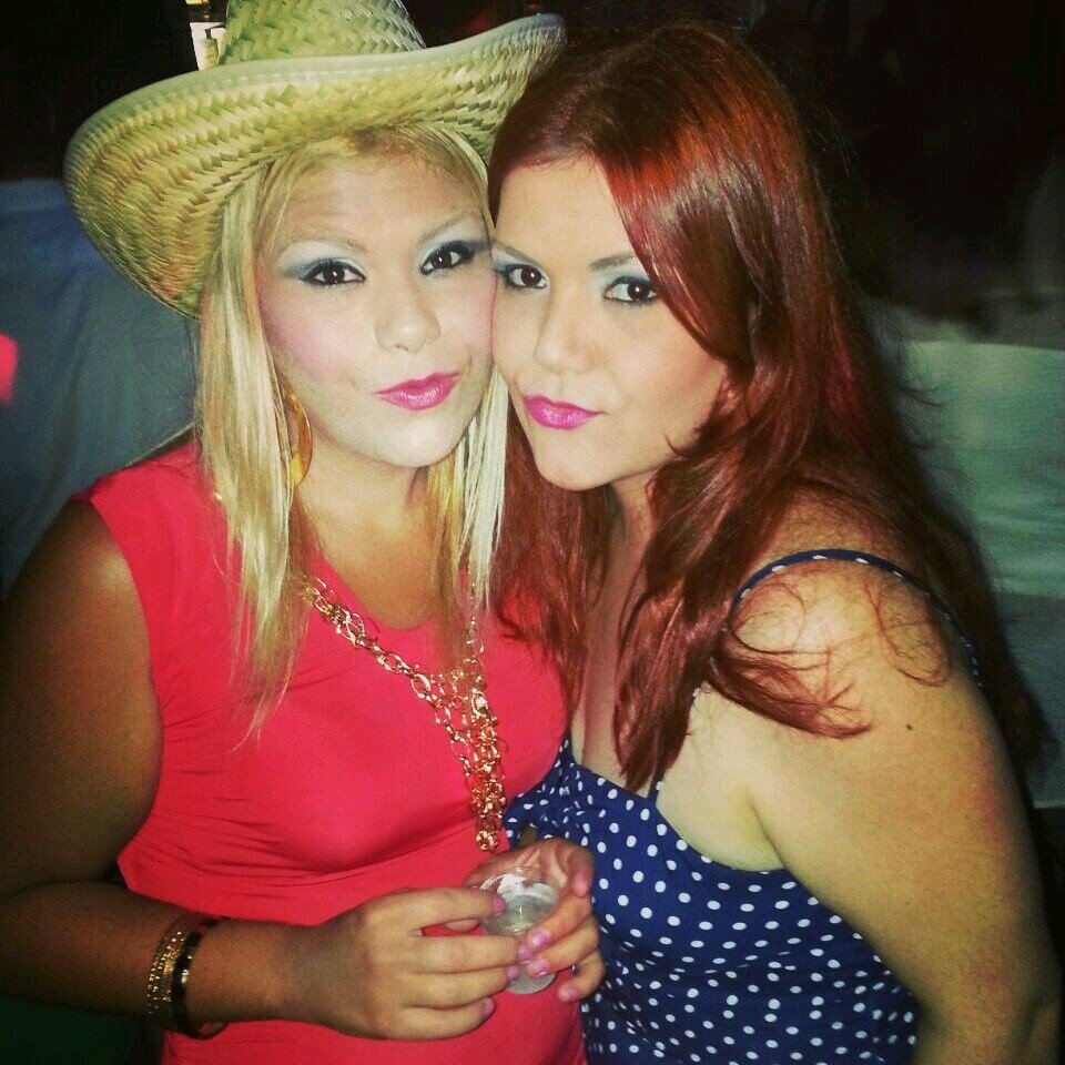 mgarycg86's profile picture. utrerana,adoro a los animales ,condeno el maltrato y abandono y mi lema es no es más rico el q mas tiene sino el q menos necesita