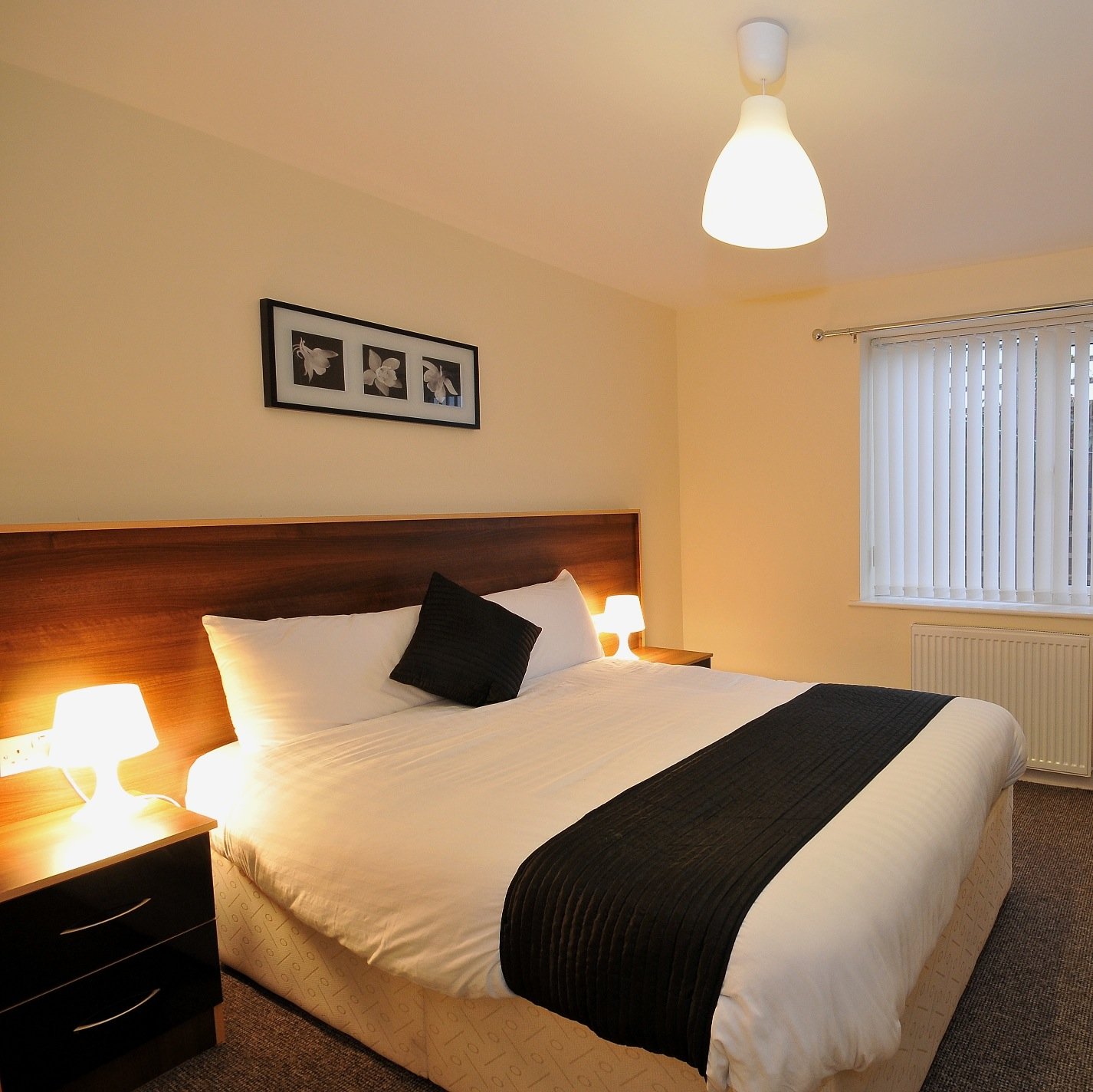 We have apartment 5 minutes from the town centre, The Albert Dock and China Town. Our apartments can sleep up to 10 people.
