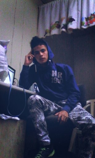 jmaickybox's profile picture. Solo Un Camino Solo Un Sueño ... En Mi Mente La Musica Es Mi Destino .... J. Maicky