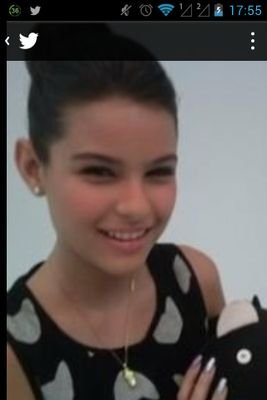 ''garotas inocentes ñ merecem chorar por garotos que ñ tem a vdd no olhar,escolhi ser diferente amor so pra te amar ''!!! 3