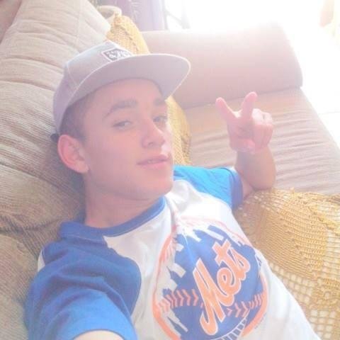 #Sk8NaVeia