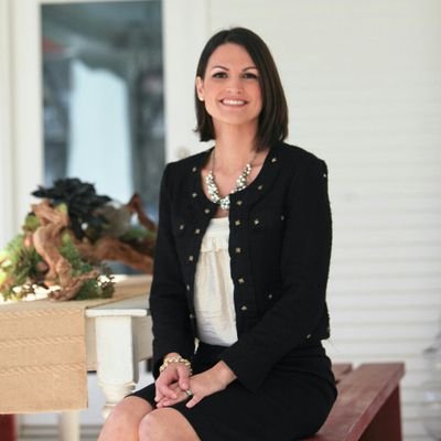 I am a Bama girl who migrated to Cali, Realtor in Sacramento, CA and Chef at heart!