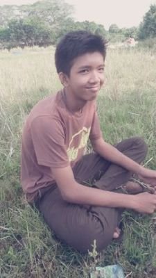 Ttl : subang , 09 maret 1999