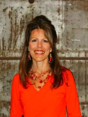 Wife, mom, grandma, sister, friend, dog-lover, patriot, promoter of good and true, org. leader, strategic planner, PR/marketer & blessed daughter of the King!