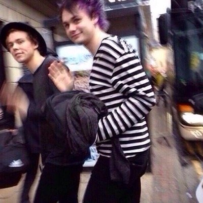 free follow please follow @chilltf and i will love you forever