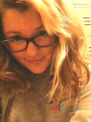 Fluckyourstrips's profile picture. I cant even.