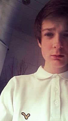 Dg0301Gray's profile picture. Hey I'm Darren nothing else to say really other than i love PES ⚽