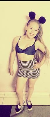 • En el amor soy muy original, no enamoro como otras, conquisto a mi modo. Amar es mi talento, te voy a enamorar ♪