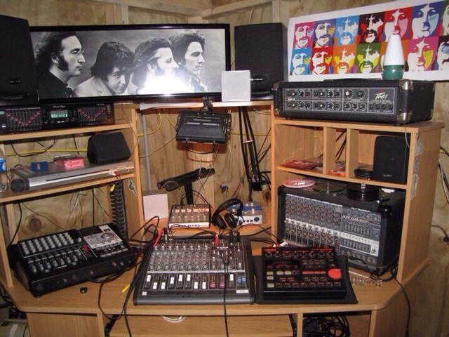 Necessary Noise Productions™ TASCAM Digital 16 trk Processor run thru a Mackie Mixer w/a 32 Band EQ. Hip-Hop/Rock/Indy/experimental/etc. BOSS Drum Machine NNP©®