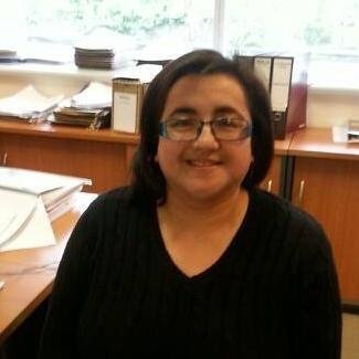 Vocación de Serv Público. Administrador público, melómana y amiga de mis amigos.