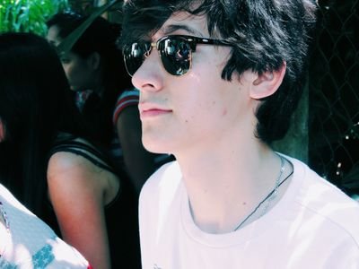 Si miraste mi perfil apreta el boton donde dice SEGUIR y seguime ;)