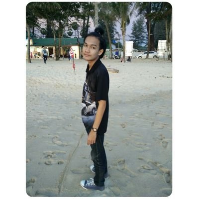 Jobiiz peeiiz Haha :) อยากรู้จักก็ฟอลโล้เล้ยยย ^^ pin:2799E3C3