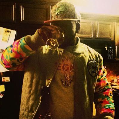 / Detroit based Recording Artist / Fitness Monster / Clothing Store Owner. #YBE #FLEXXX