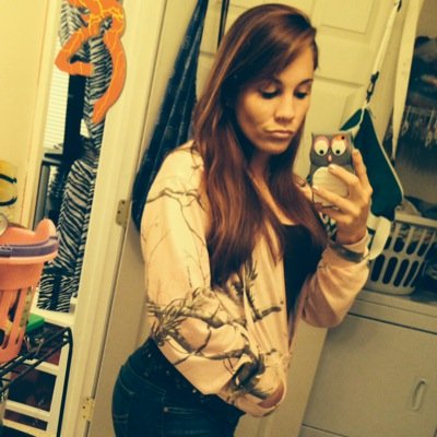 RavenBurchfield's profile picture. Raven  •20 years old •snapchat: ravenmichelle13