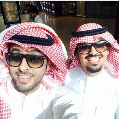 لاالله الا الله وحده لاشريك له الملك وله الحمد وهو على كل شيء قدير       سبحانك رربي اني كنت من الضاالمين